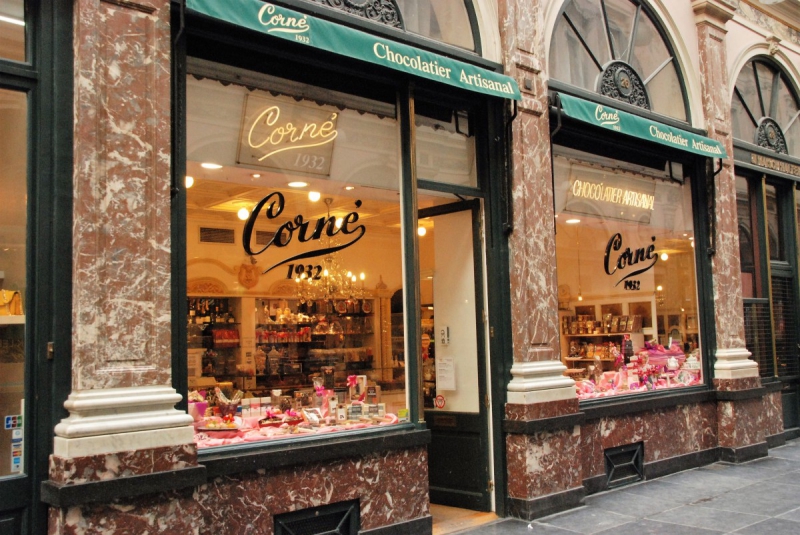 ecommerce-FALICON-min_chocolate_chocolaterie_shop_luxury_chic_gallery_brussels_belgium-558146