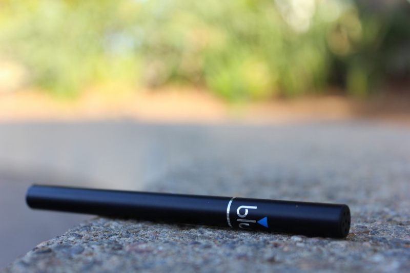 ecommerce-FALICON-min_e_cigarette_vaping_blu_cigs_blu_electronic_cigarette_tobacco_cigarette_smoke-637061