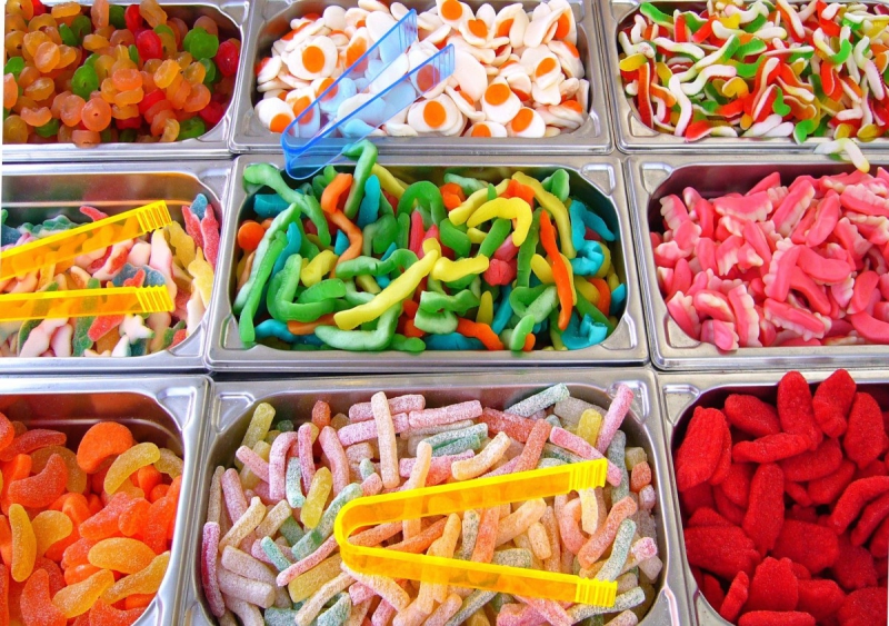 ecommerce-FALICON-min_pick_and_mix_children's_sweets_candy_colorful_treat_confectionery-1020869